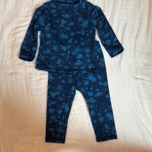 REI Kids Two-Piece Navy Blue Patterned Base Layer Set
